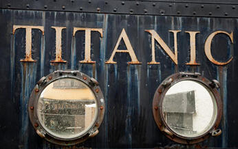 7signsyourmktgisliketitanic